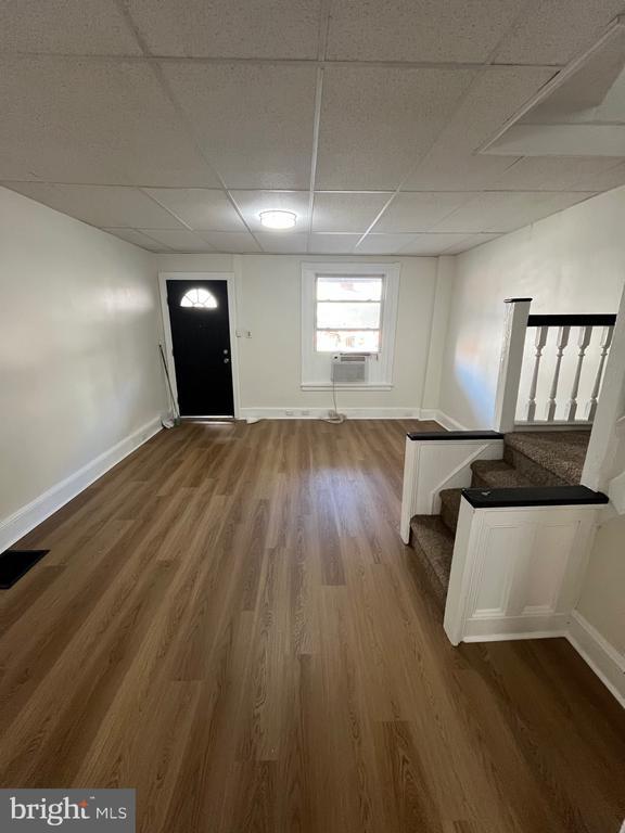 Building Photo - 904 S Cecil St