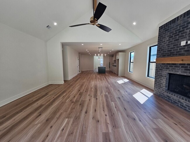 Building Photo - 7233 Havenwood Dr