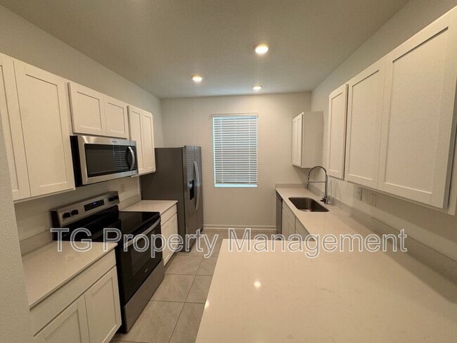 Building Photo - 109 Montellano Rd