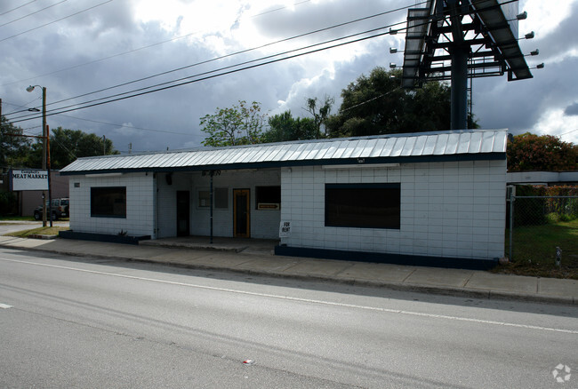 Primary Photo - 3550 N Orange Blossom Trl