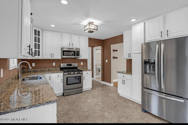 Building Photo - 476 Birch Bark Dr