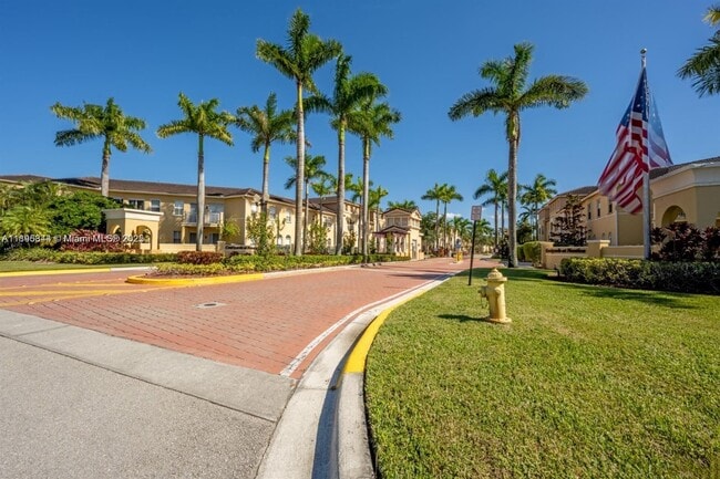 Building Photo - 4465 SW 160th Ave