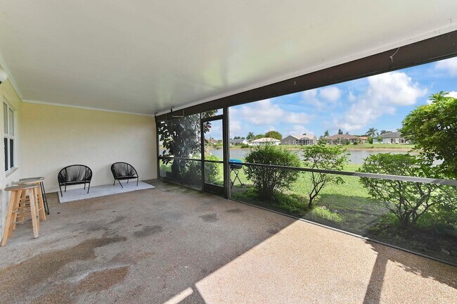 Building Photo - 8495 Lakepoint Ct