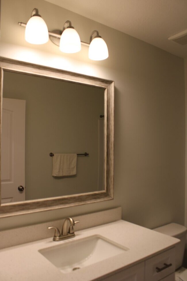 Building Photo - New 3 Bedroom 2 Bath Grovetown