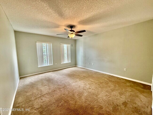 Building Photo - 76466 Longleaf Loop