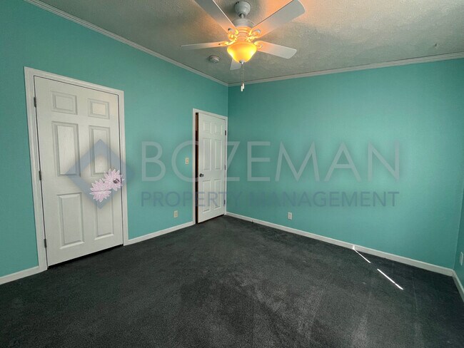 Building Photo - 6800 Bridger Canyon Dr