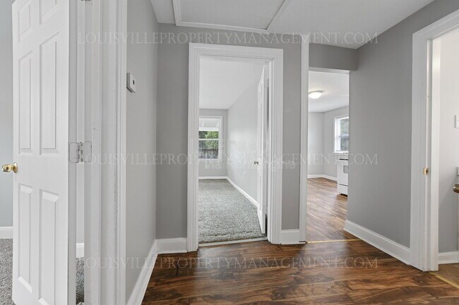 Building Photo - 4143 W Market St