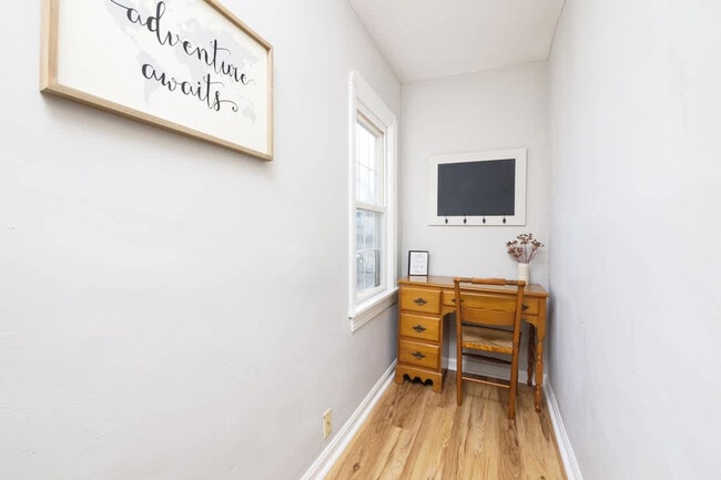 Building Photo - 367 S Rocky River Dr