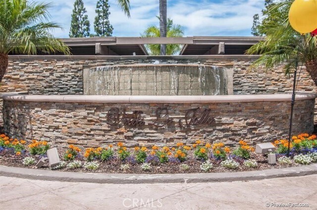 Building Photo - 8533 Villa La Jolla Dr