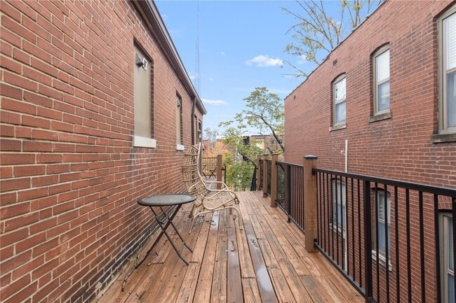 Building Photo - 5675 Waterman Blvd