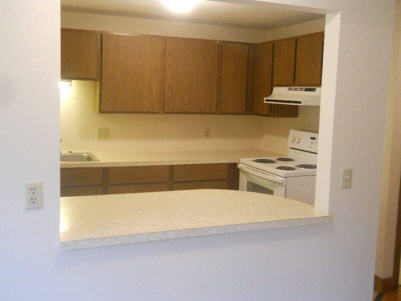 Building Photo - 32 Overlock Rd