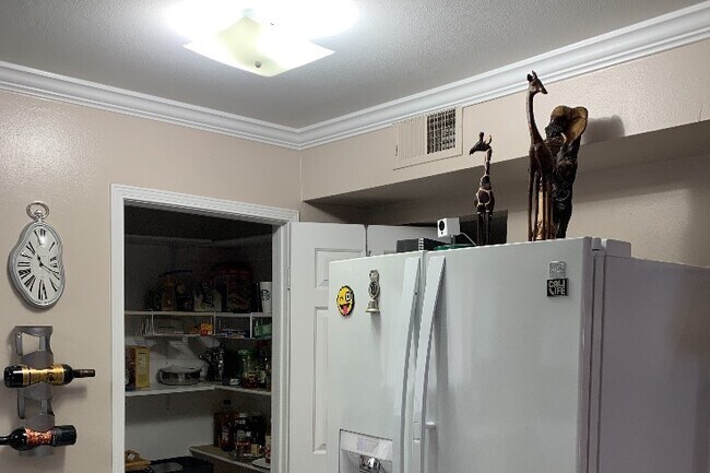 Wonderfull Pantry - 4315 W 145th St