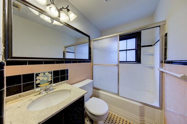 Building Photo - 5233 Brinkman St