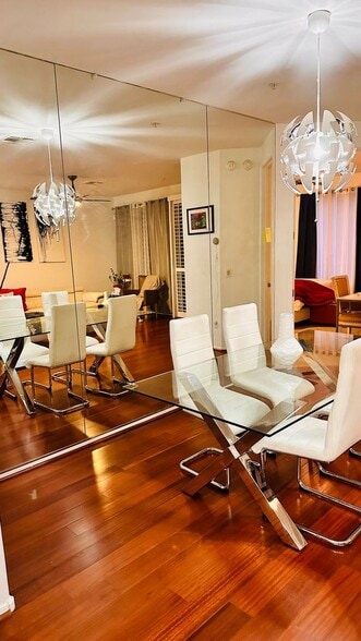 Building Photo - 10655 N 9th St