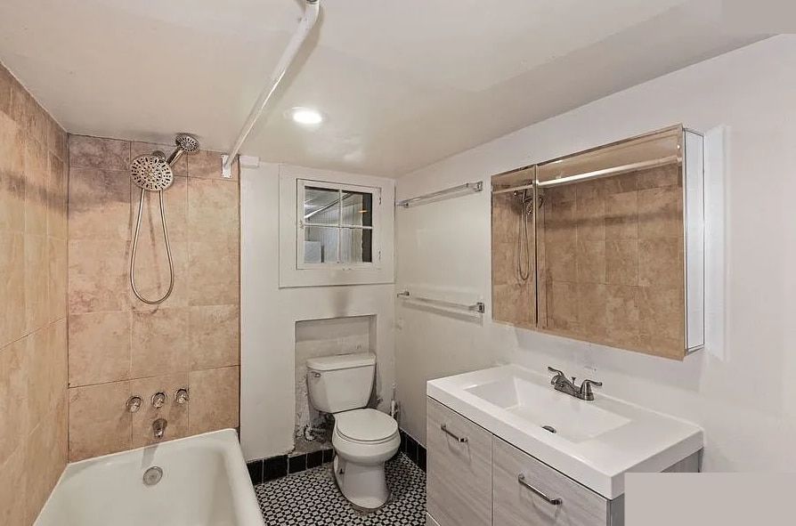 Building Photo - 4422 3rd St NW