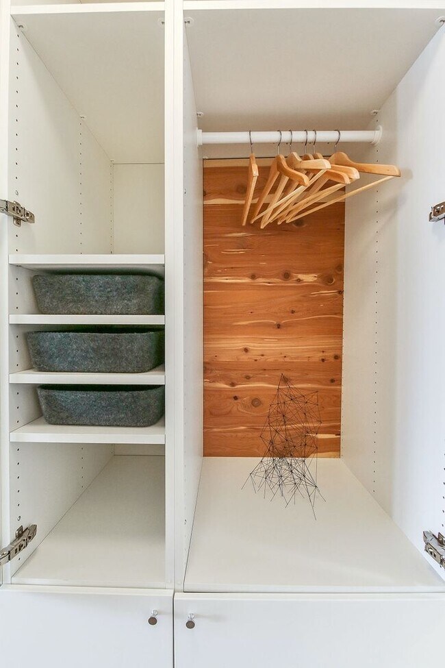 Building Photo - 75 Hancock St