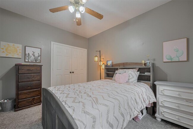 Building Photo - 9072 Grand Lake Estates Dr