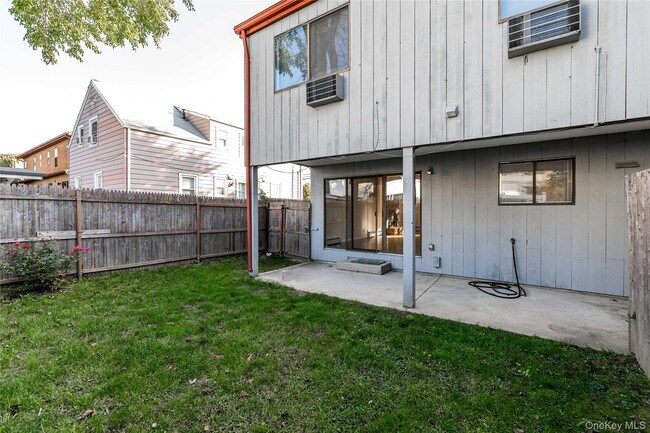 Building Photo - 35 B S Norwood Rd