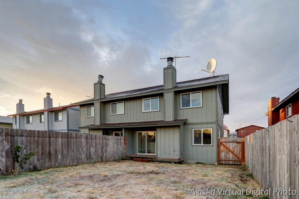 Building Photo - 8041 Medellin Cir