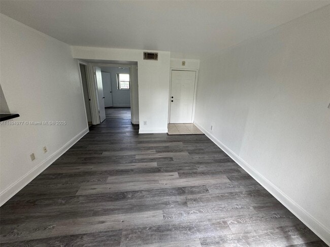 Building Photo - 3947 NW 87th Ave