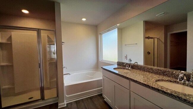 Building Photo - 11186 Elemis Dr