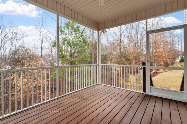 Building Photo - Charming 4 Bed, 3Bath in Clayton, NC