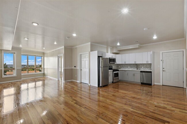 Building Photo - 1542 John F. Kennedy Blvd