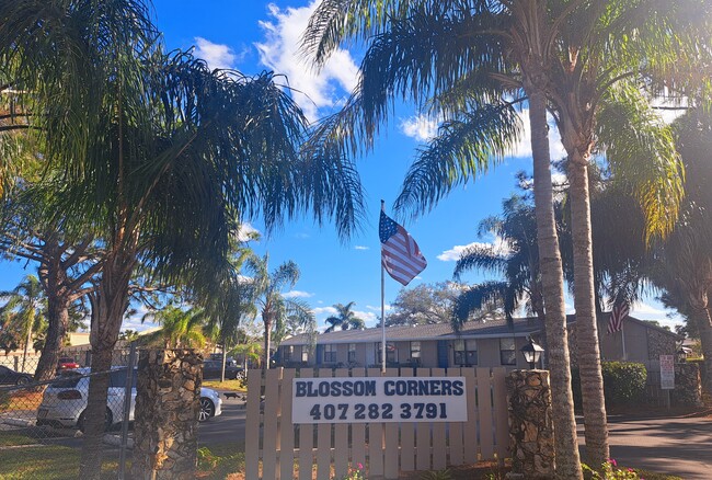 Building Photo - Blossom Corners Apartments