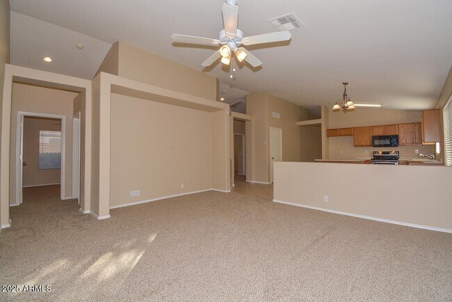 Building Photo - 9413 W Cinnabar Ave
