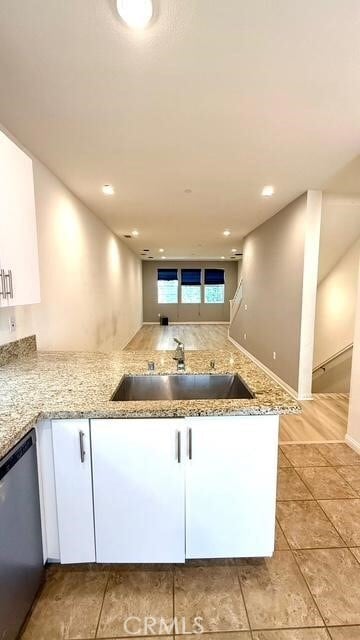 Building Photo - 904 N Primrose Ln