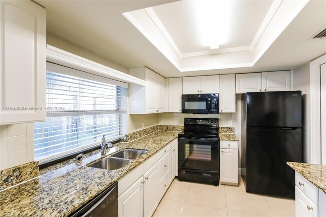 Building Photo - 8410 NW 27th Pl