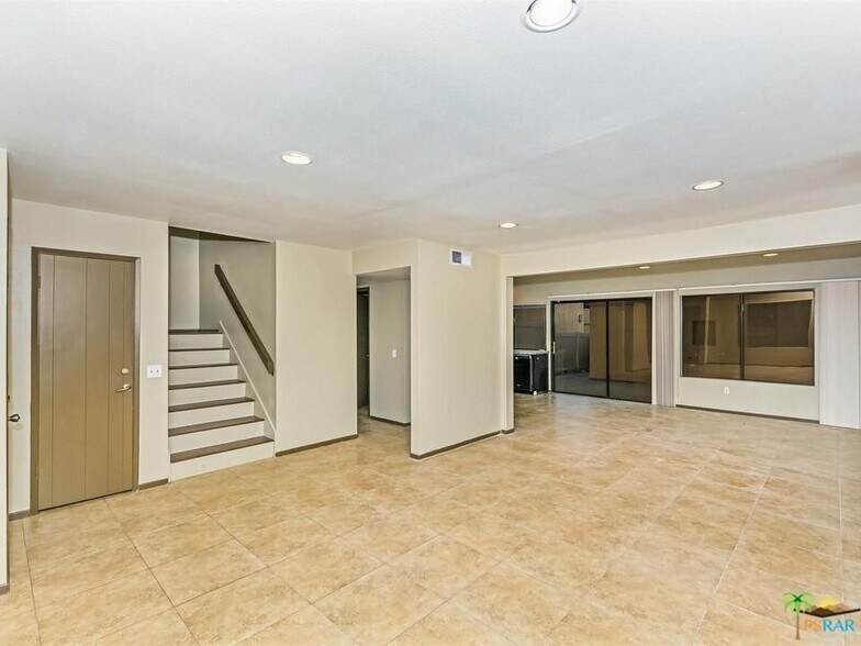 Building Photo - 73800 Pinon Ct