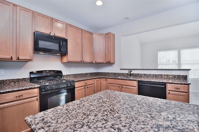 Building Photo - 5115 Chapel Chase Lane