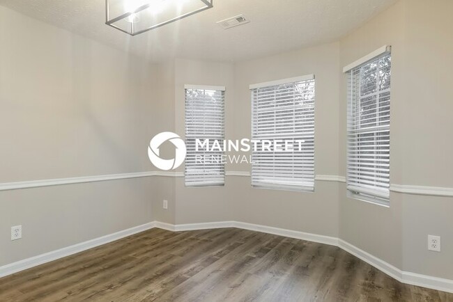 Building Photo - 60 Summer Breeze Ct