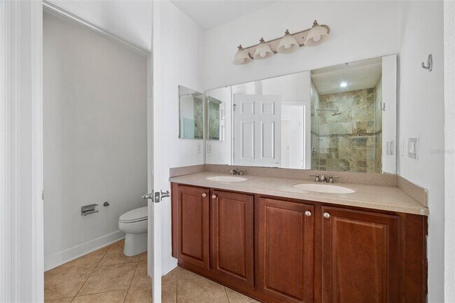 Building Photo - 7532 Toscana Blvd