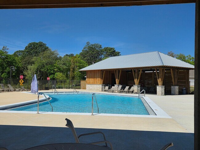 Building Photo - 5839 Sargassum Ln