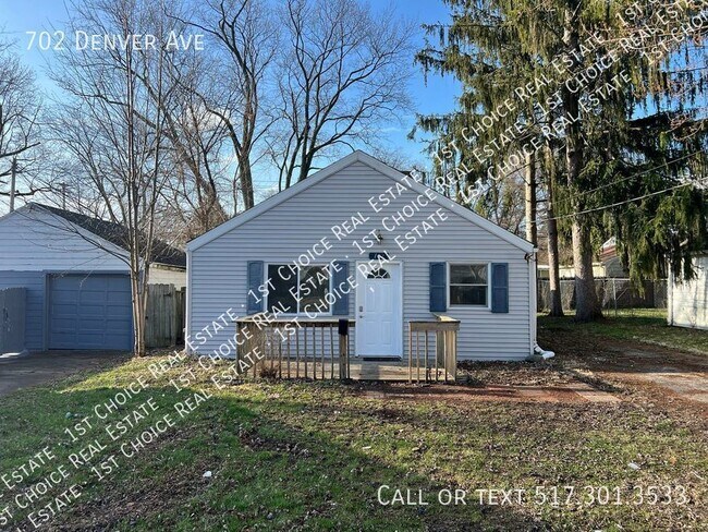 Primary Photo - 3-BDR 1-BTH House with New Kitchen & New C...