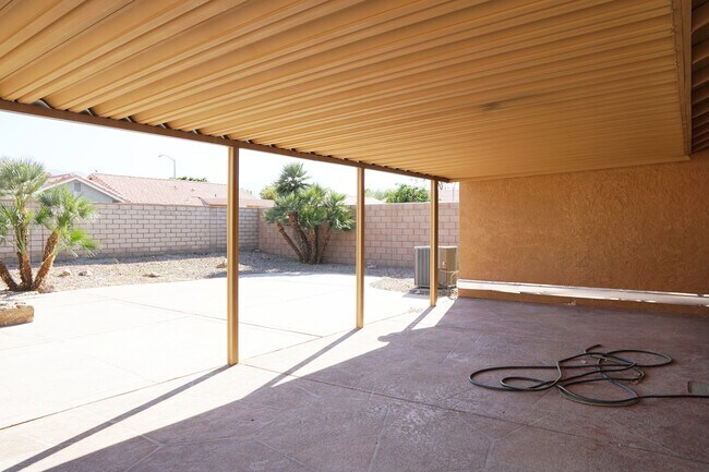 Building Photo - 80675 Harvard Ct