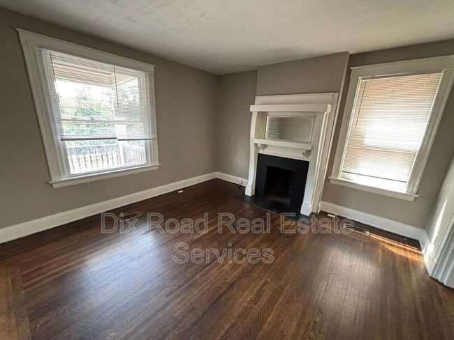 Building Photo - 2215 Mcgregor Pl