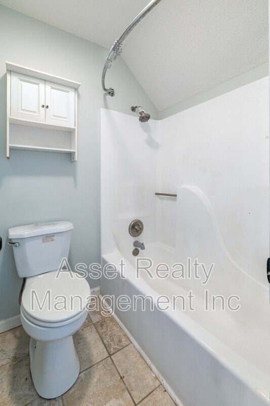 Building Photo - 928 Chip Cove Ln