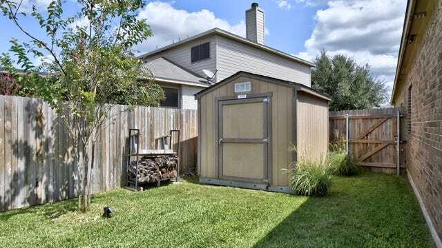 Building Photo - 26207 Lost Creek Way