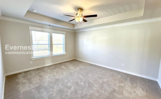 Building Photo - 1435 Firelight Wy