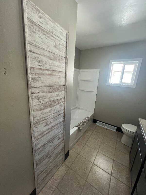 Building Photo - 4686 Virginia St