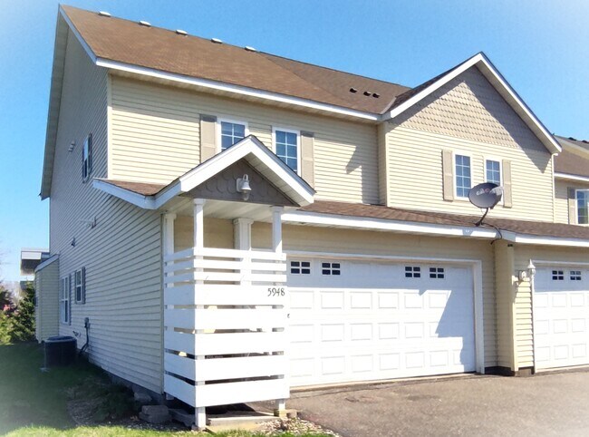 Building Photo - 5948 Oakgreen Ave N