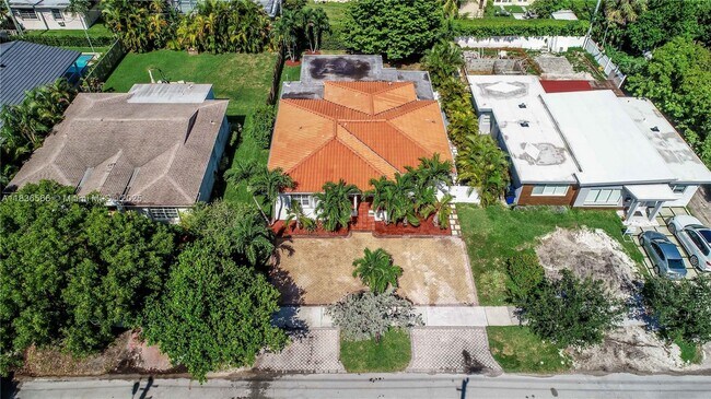 Building Photo - 8020 Noremac Ave