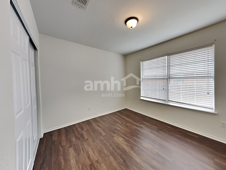 Building Photo - 6116 Brookknoll Dr