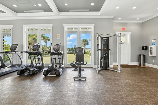 Building Photo - 3 Bedroom Resort Style Living in Gated Community