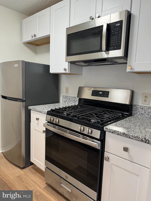 Building Photo - 20952 Timber Ridge Terrace