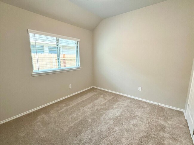 Building Photo - 31908 Retama Rnch Dr