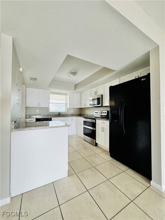 Building Photo - 706 SE 13th Ct